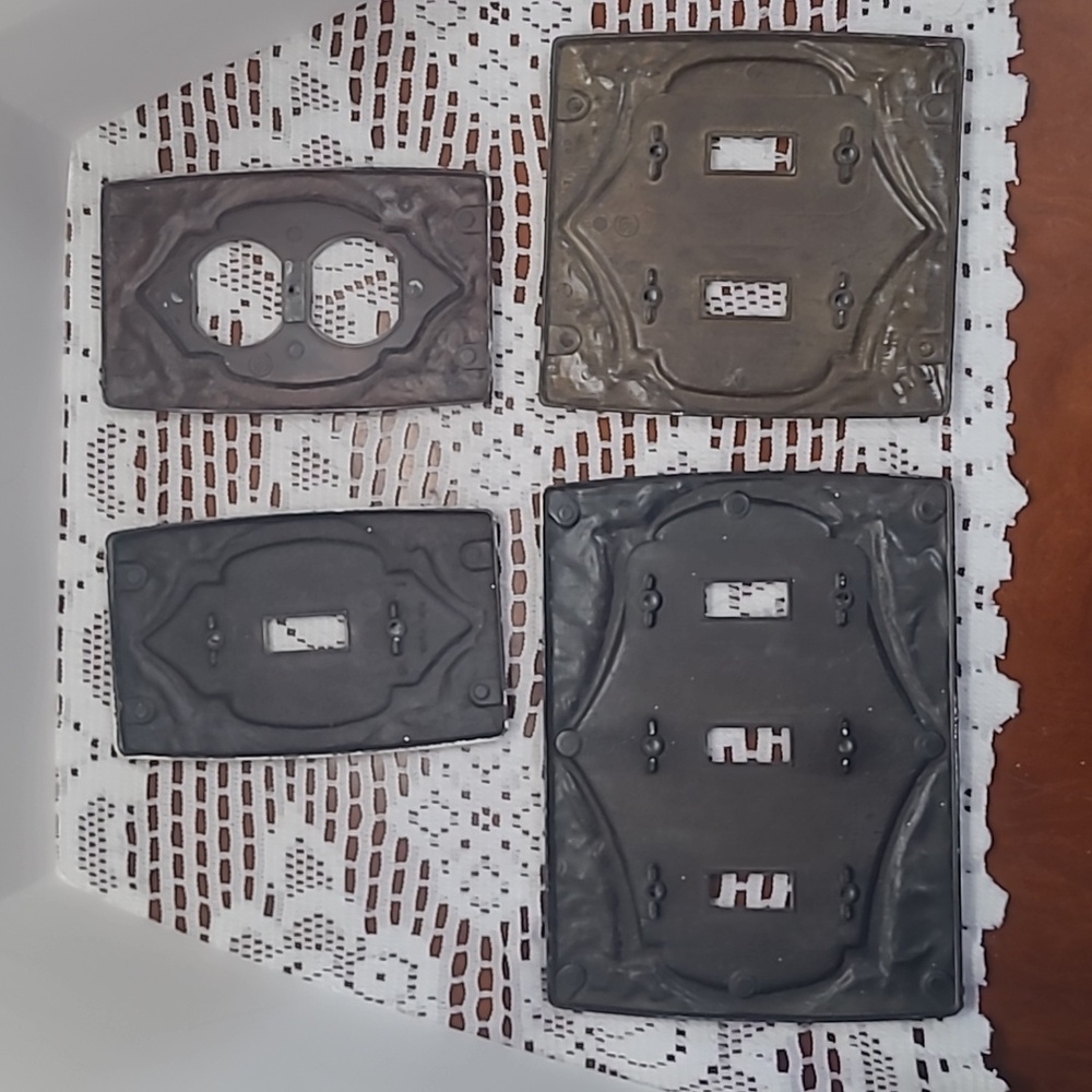 Vintage Silver Light Switch and Outlet Cover Set - Picture 6 of 6